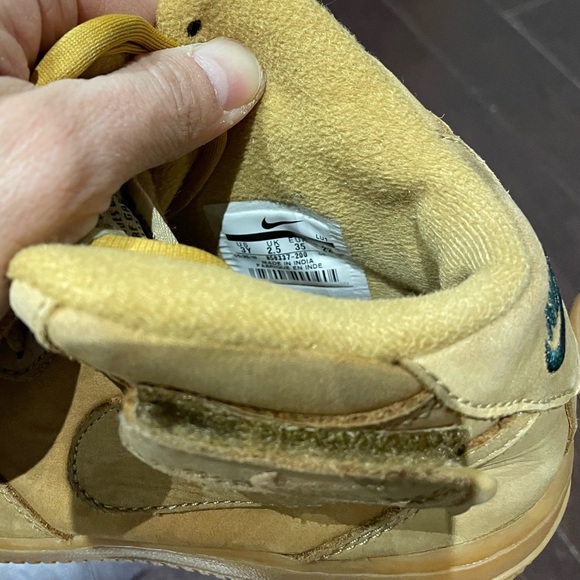 Boys Nike Air Force 1 Sneakers size 3Y US - Picture 6 of 6